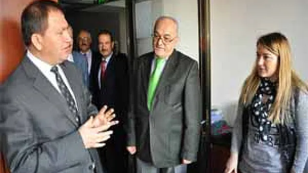 Girgin Kendi Personeli İle Tanıştı