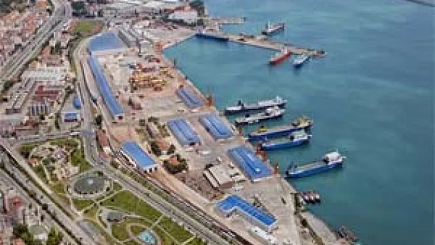 Samsun'da İhracat 439, İthalat 853 Milyon Dolar