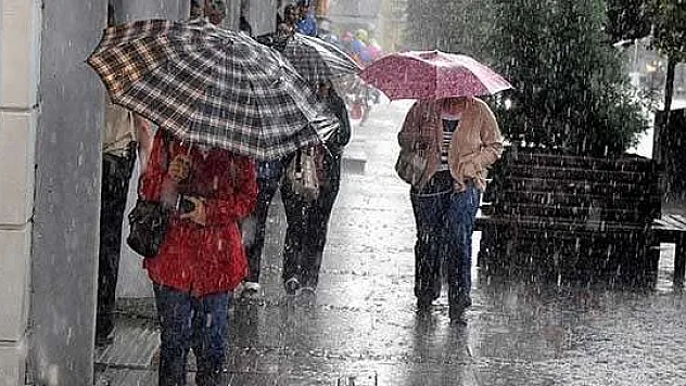 Meteoroloji'den tüm yurda yağış uyarısı