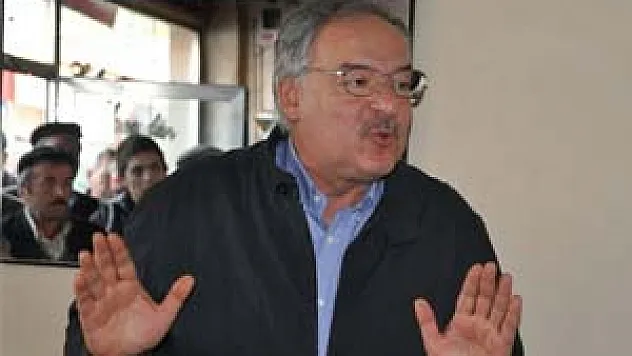 Koç: 'Memleketin Çivisi Çıkmış'