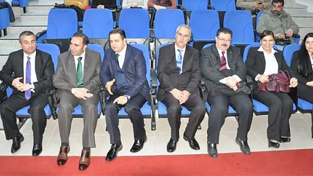 ÇARŞAMBA ' DA HUKUK FAKÜLTELERİ ÖĞRENCİLERİNE KONFERANS