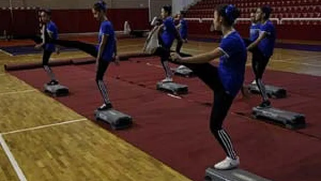 Samsun'da Step Aerobik Yarışması