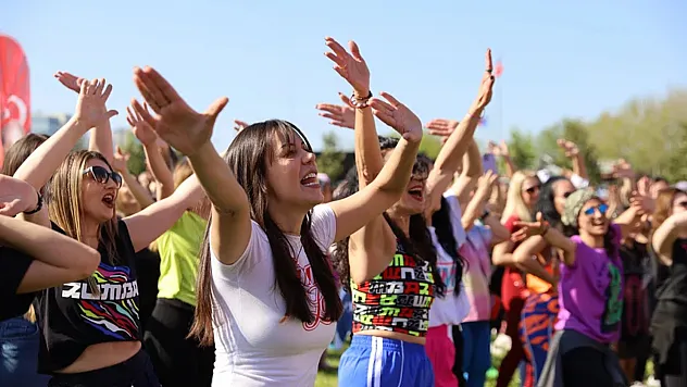 29 Nisan Dünya Dans Günü coşkusu: Dansın birleştirici gücü sahnelerde ve sokaklarda hayat buluyor