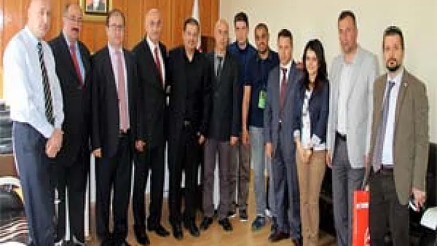 SUUDİ HEYETTEN BAYAR'A ZİYARET