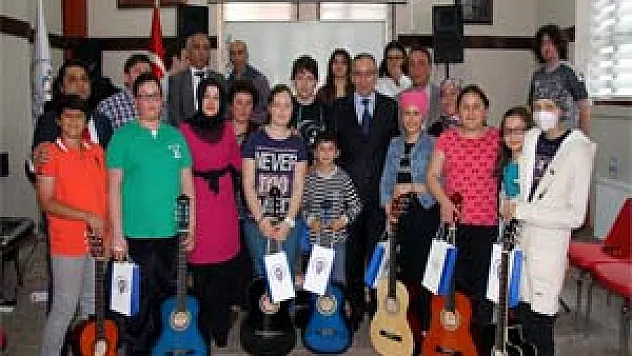 Bir Nota, Bir Çocuk Hayattır