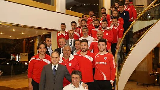 Bakan Çağatay Kılıç'tan Samsunspor'a Moral Ziyareti