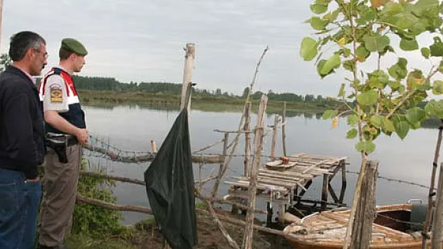 JANDARMA KAÇAK BALIK AVINA GÖZ AÇTIRMIYOR...