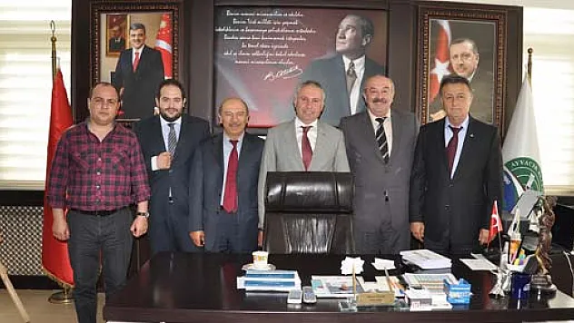 Çarşambalılar Derneğinden Belediye Başkanı Belur'a Davet