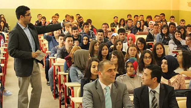 Üniversitelilere Seminer