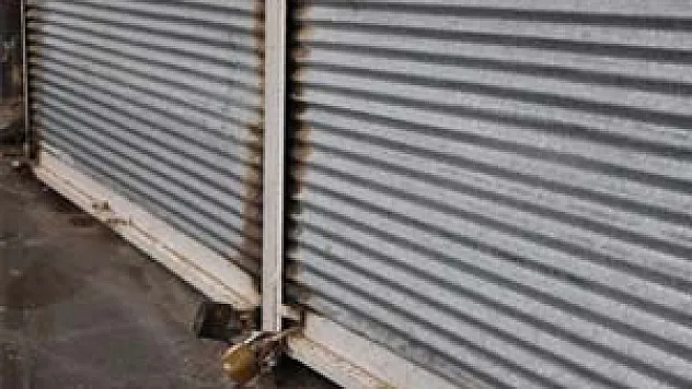 Kepenkler Kapanıyor