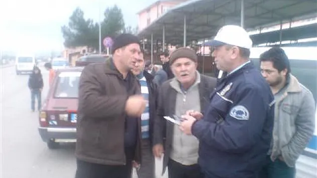 Köpekten kaçmak isterken kaza yaptı