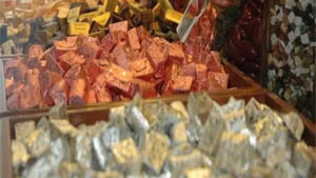 Batı çikolatayı, Doğu ise şekeri tercih ediyor