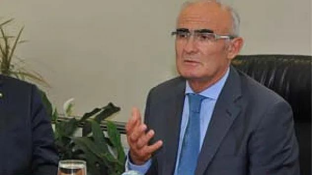 'Yarı Başkanlık Sistemine İhtiyaç Var'