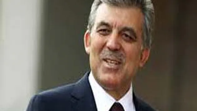 AK Parti Seçmeni Partinin Başına Gül'ü İstiyor