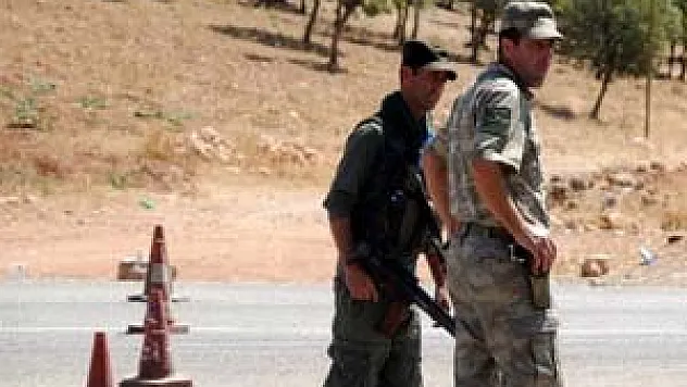 Heykel gerginliği sürüyor