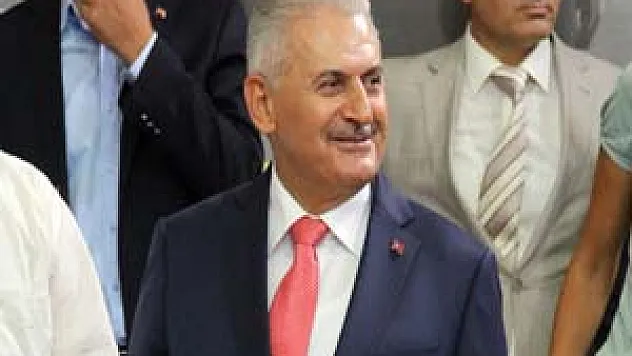 Yıldırım: 'Davutoğlu'nu ilk tebrik edenlerdenim'