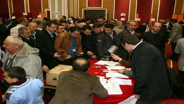 AK PARTİ'DE TEMAYÜL YOĞUNLUĞU