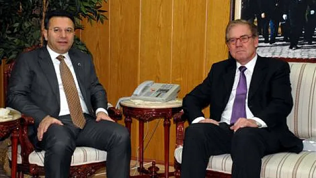 Cuntz : Libya'daki durumlardan endişeliyim