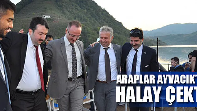 Araplar Halay Çekti