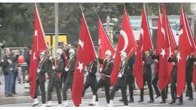 Vatan Caddesi'nde 29 Ekim coşkusu