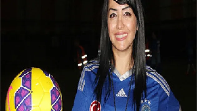 Adanalı kadın teknik direktör, Terim'in izinde