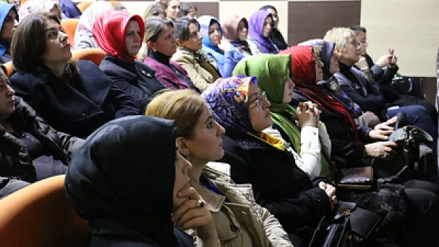 'İNTERNET'İN ÇOCUKLARA ETKİSİ'