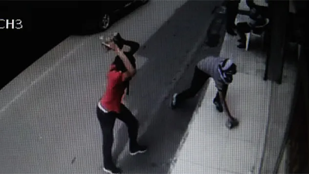 Kuyumcu soyguncusunu parke taşındaki DNA yakalattı