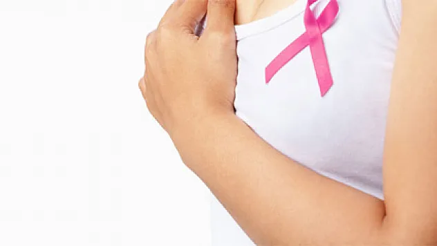Her 8 kadından birinde meme kanseri görülüyor