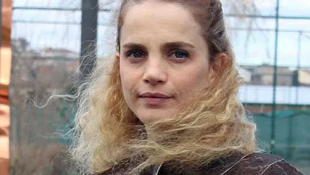 Tuğçe Kazaz'dan ilginç Atatürk-AK Parti ilişkisi