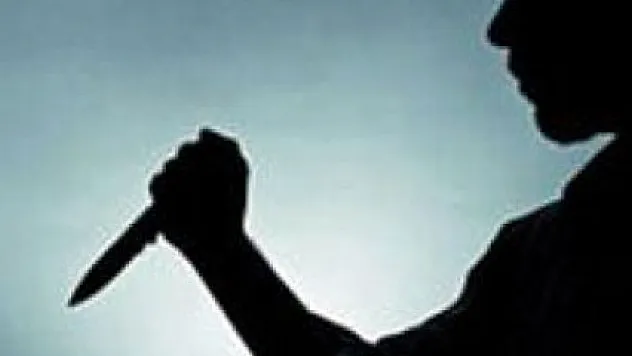 Kardeşini bıçakla öldürdü