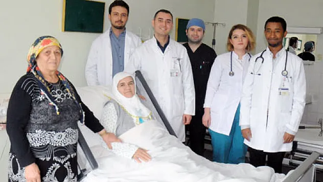 Bağırsak Tümörü'ne başarılı operasyon