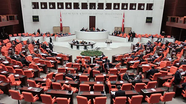 Milletvekili seçilme yaşında önemli gelişme