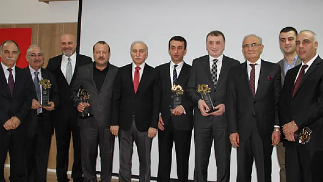 Her Türlü Sanat Eserine talibiz