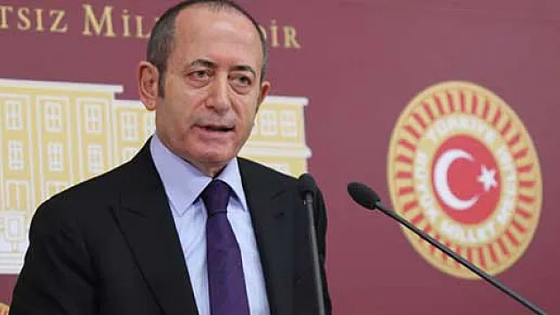 Hamzaçebi: 'İstifa etmesi gereken Enerji Bakanı'dır'