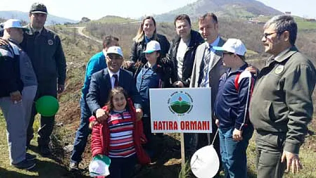 Otizmli Çocuklar Fidan Dikti 