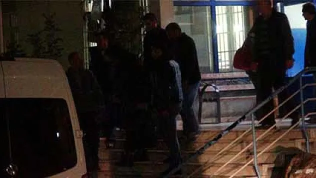 O İngilizler 26 gün sonra ülkelerine gönderildi