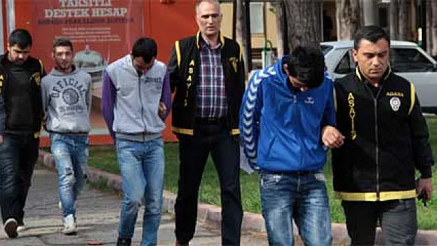 Facebook'tan kandırıp arkadaşlarıyla tecavüz etti