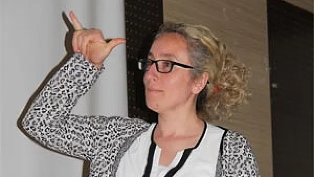  ATAKUM'DA İŞARET DİLİ KURSU 