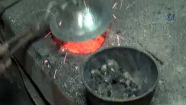 50 yıllık mesleğini teknolojiye karşı koruyor