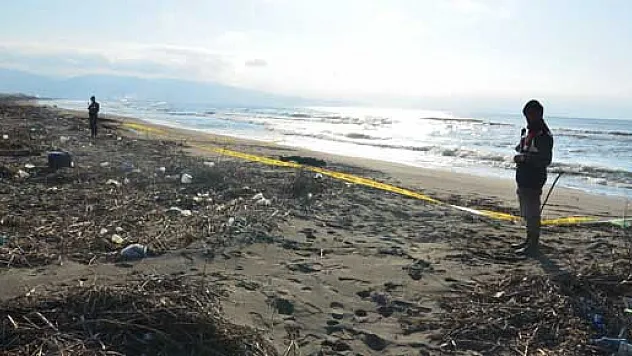 Sahil Kenarında Ceset Bulundu