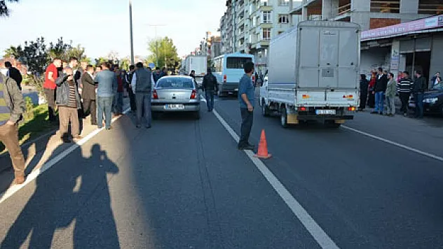 Otomobilin Çarptığı Kadın Ağır Yaralandı