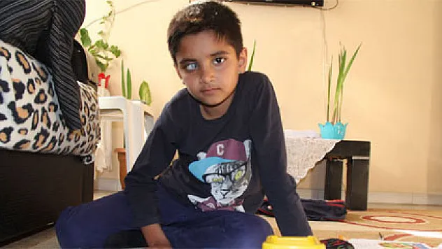 7 yaşındaki Kerem'in hayali kornea nakli