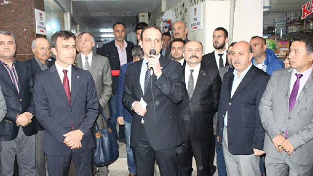 'Şerefimizle 46 yılı geride bıraktık'