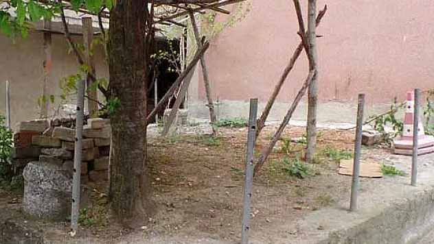 AKŞEMSEDDİN'İN BABA MEZARI TÜRBEYE DÖNÜŞTÜRÜLECEK