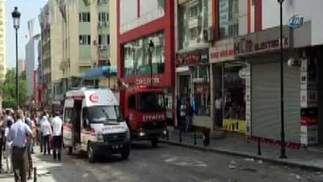 HDP Mersin ve Adana İl Başkanlığı binalarında patlama