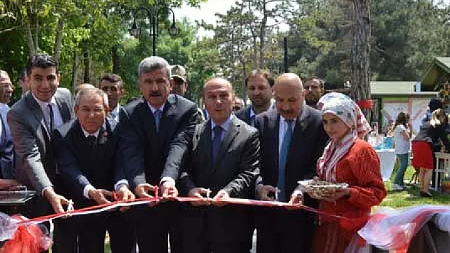 Vezirköprü'de Sergi Açılışı