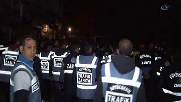 İstanbul zabıtasından gece yıkım operasyonu