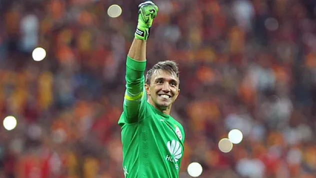 Kupa finali öncesi Galatasaray'a Muslera şoku