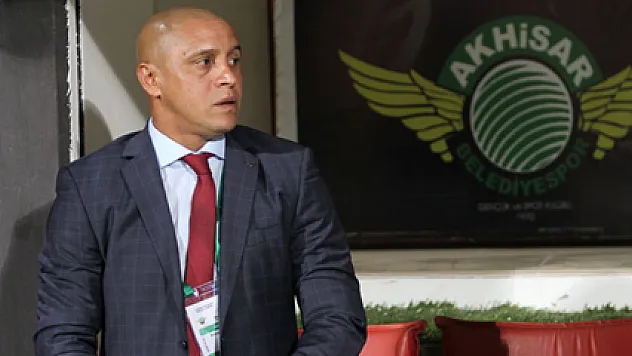 Roberto Carlos'un sözleşmesi feshedildi