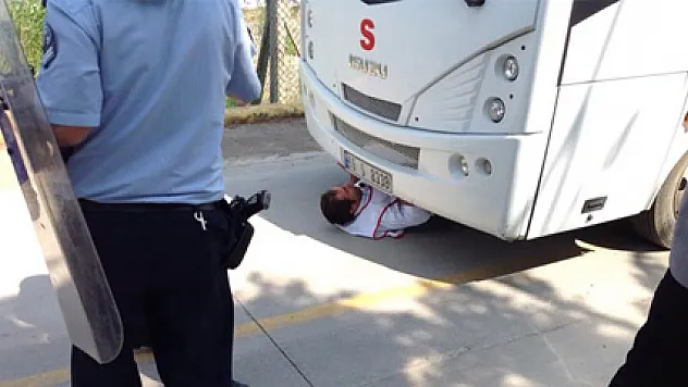 Eylem yapan işçilere polis müdahalesi